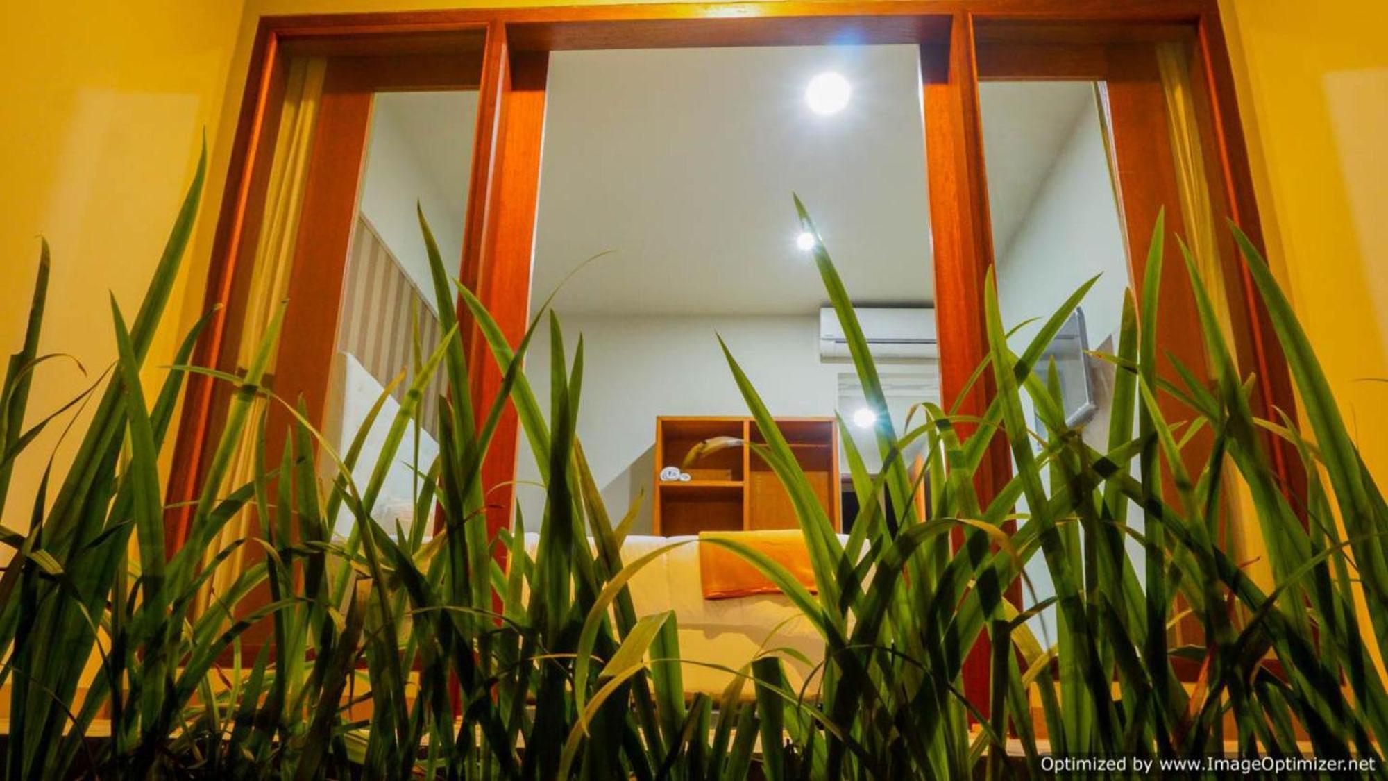 Hastina Hotel Lombok Mataram Zewnętrze zdjęcie